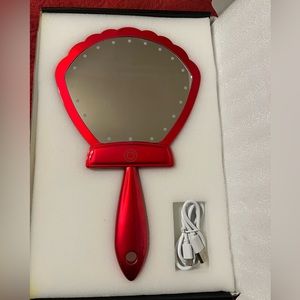 Lurella Handheld Lighted Mirror